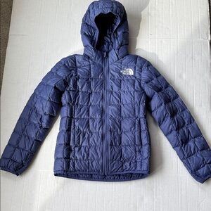 The North Face Kids Navy Puffer Jacket size L (12)